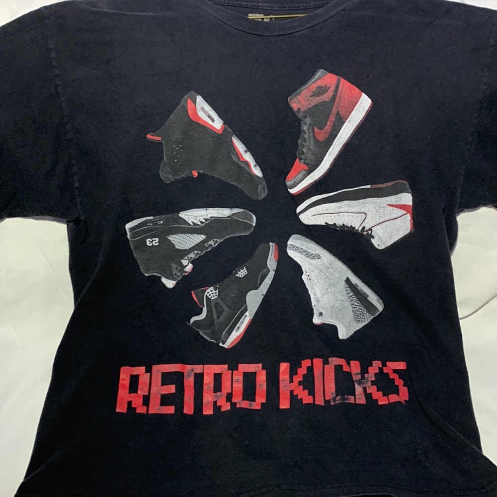 The holy couture retro kicks tee